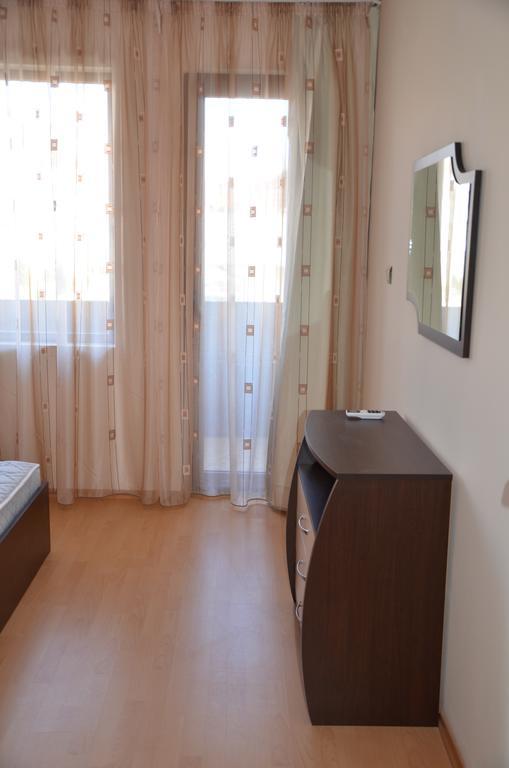 Apartments In Complex Chateau Nessebar Sveti Vlas Exterior foto